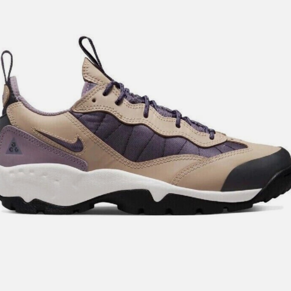 Nike ACG Air Mada Hiking Trail Shoes DQ5499-200